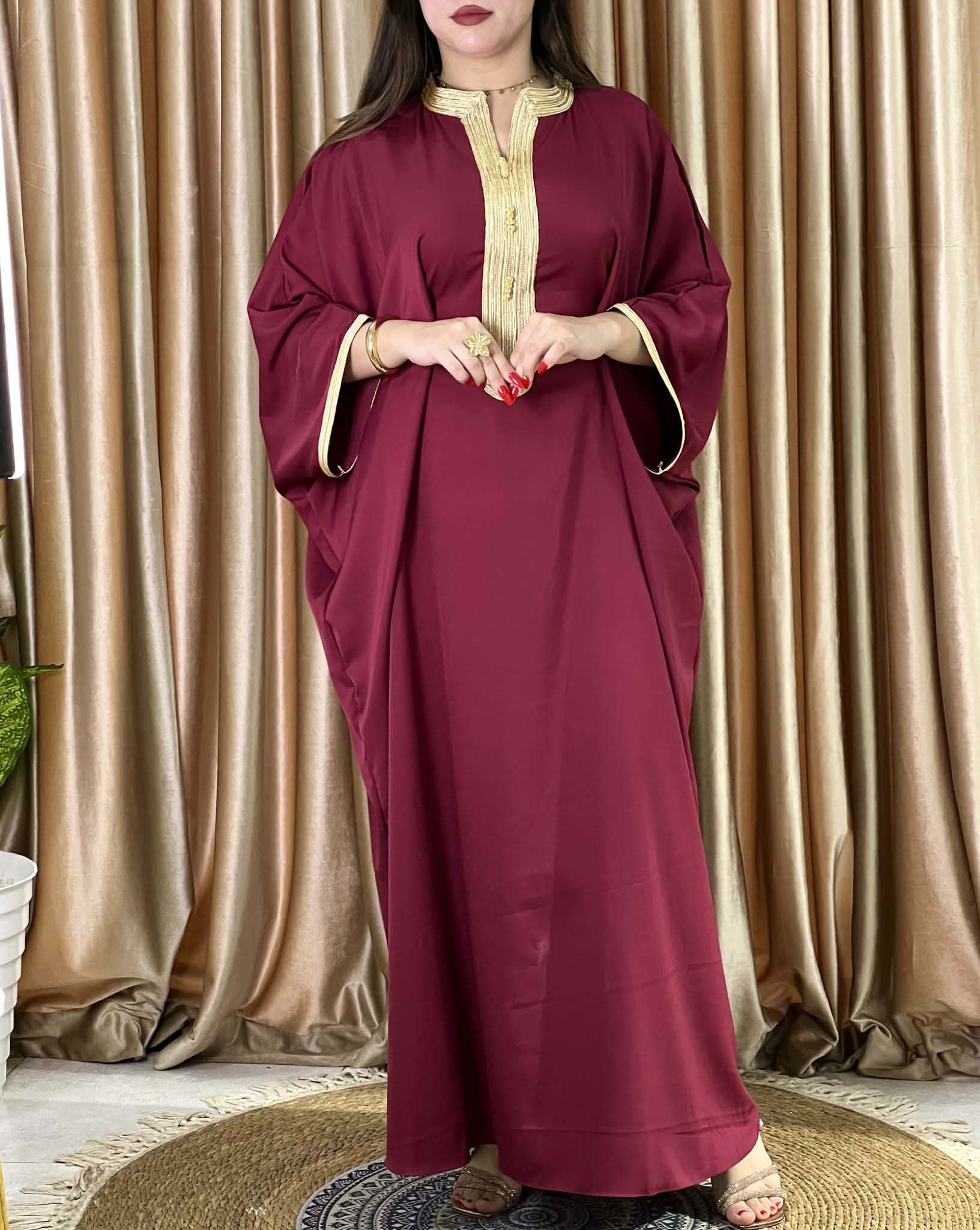 Robe d’hôtesse élégante